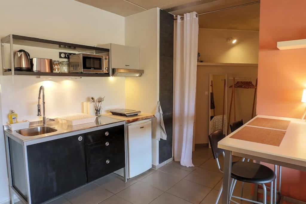 Le Saint Roch 1 - Ac Clim - Wifi - 50M Centre Ville Avignon Kültér fotó